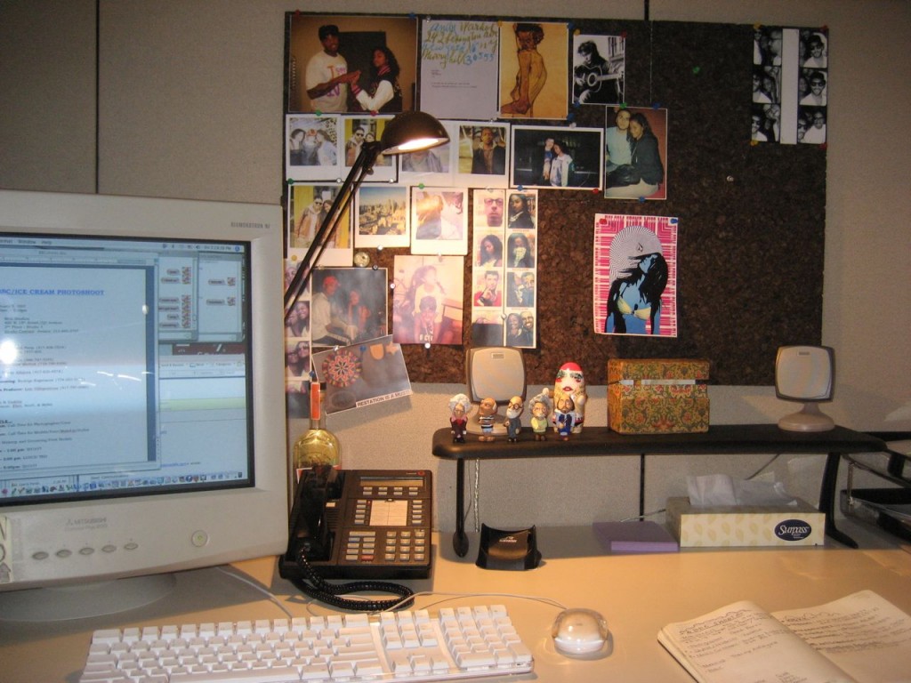 desk_DEFJAM1